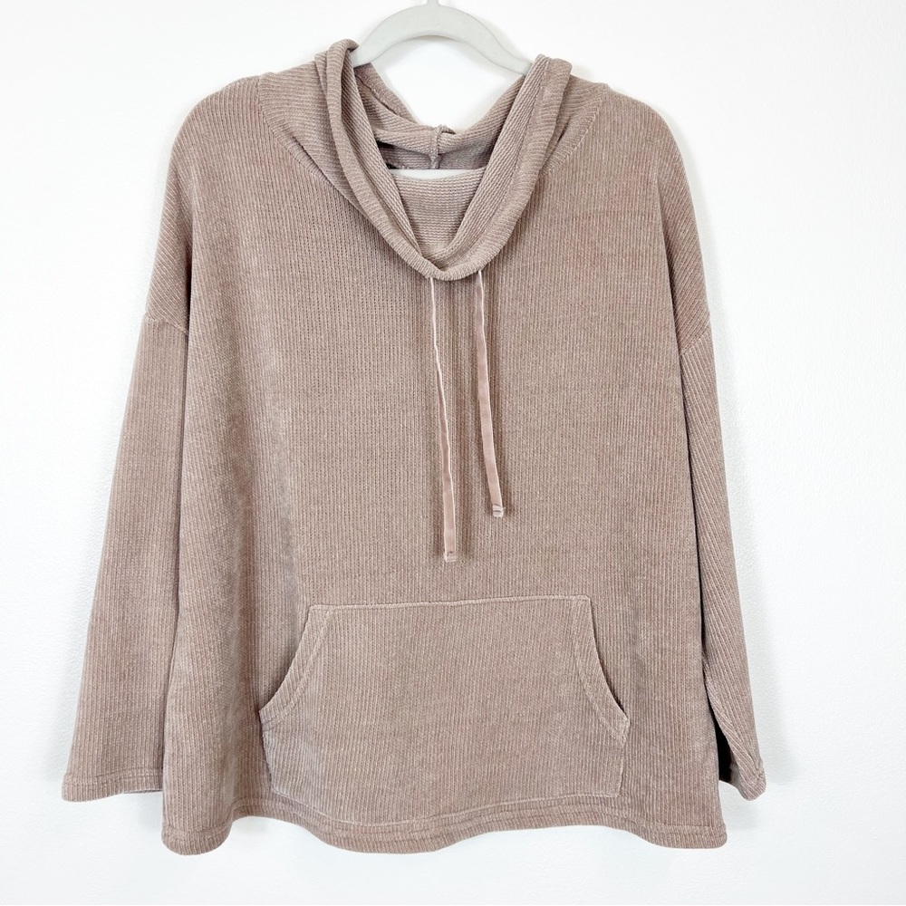Spring + Mercer Taupe Cowl Neck Sweater Size Medium